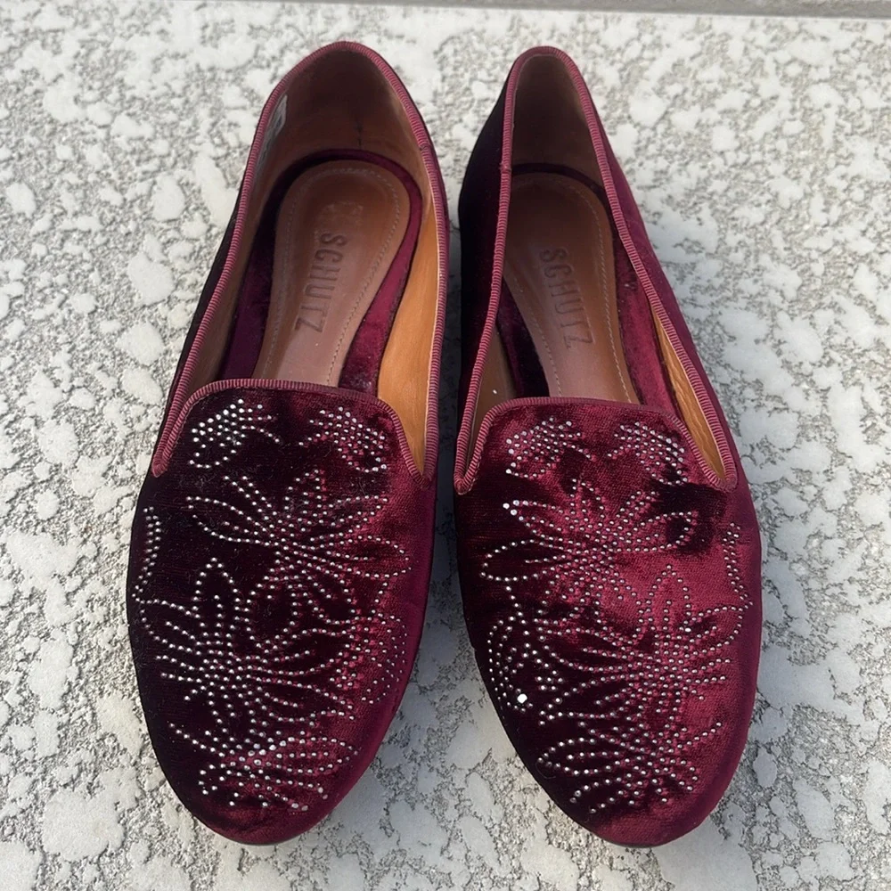 Schutz Burgundy Velvet Loafers Size 6 B Studded Slip On Flats Preppy